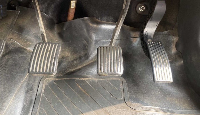 2021 Hyundai AURA E 1.2, Petrol, Manual, 23,026 km, Pedals