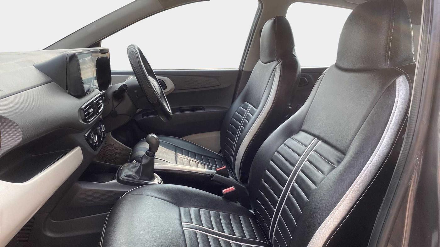 2021 Hyundai AURA E 1.2, Petrol, Manual, 23,026 km, Right Side Front Door Cabin