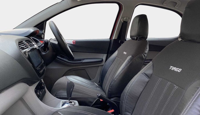 2021 Tata Tiago XZA PLUS DUAL TONE PETROL, Petrol, Automatic, 16,109 km, Right Side Front Door Cabin