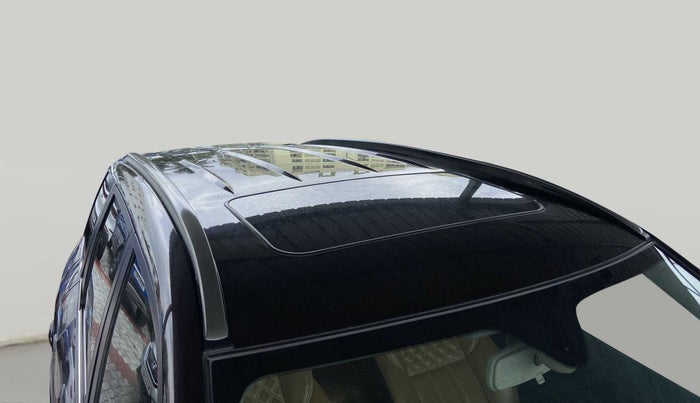 2018 Mahindra XUV500 W11(O), Diesel, Manual, 77,878 km, Roof