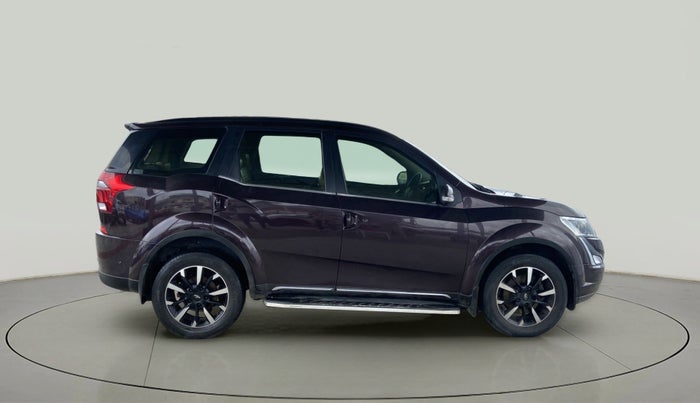 2018 Mahindra XUV500 W11(O), Diesel, Manual, 77,878 km, Right Side View