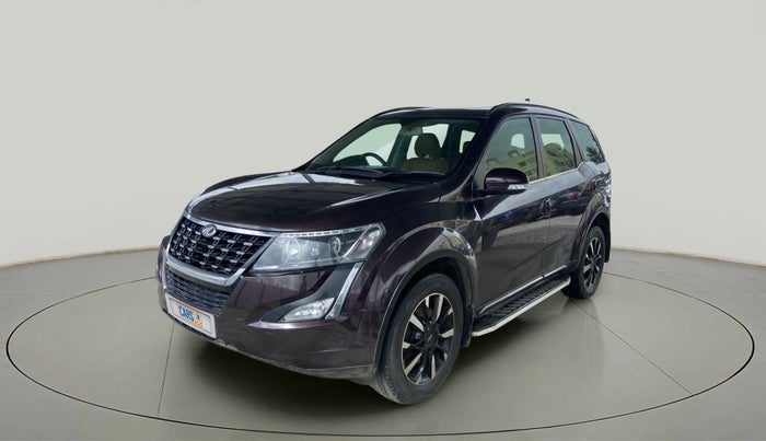 2018 Mahindra XUV500 W11(O), Diesel, Manual, 77,878 km, Left Front Diagonal