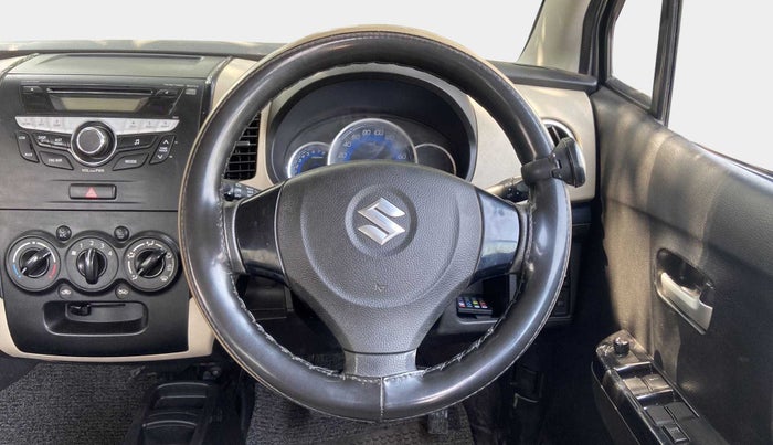 2017 Maruti Wagon R 1.0 VXI, Petrol, Manual, 60,892 km, Steering Wheel Close Up