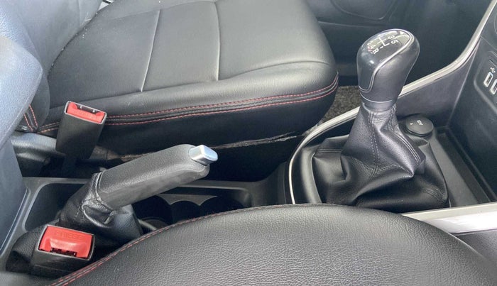 2018 Ford Ecosport TITANIUM 1.5L DIESEL, Diesel, Manual, 77,800 km, Gear Lever