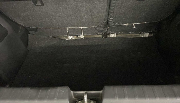 2021 Maruti Baleno DELTA PETROL 1.2, Petrol, Manual, 26,340 km, Boot Inside