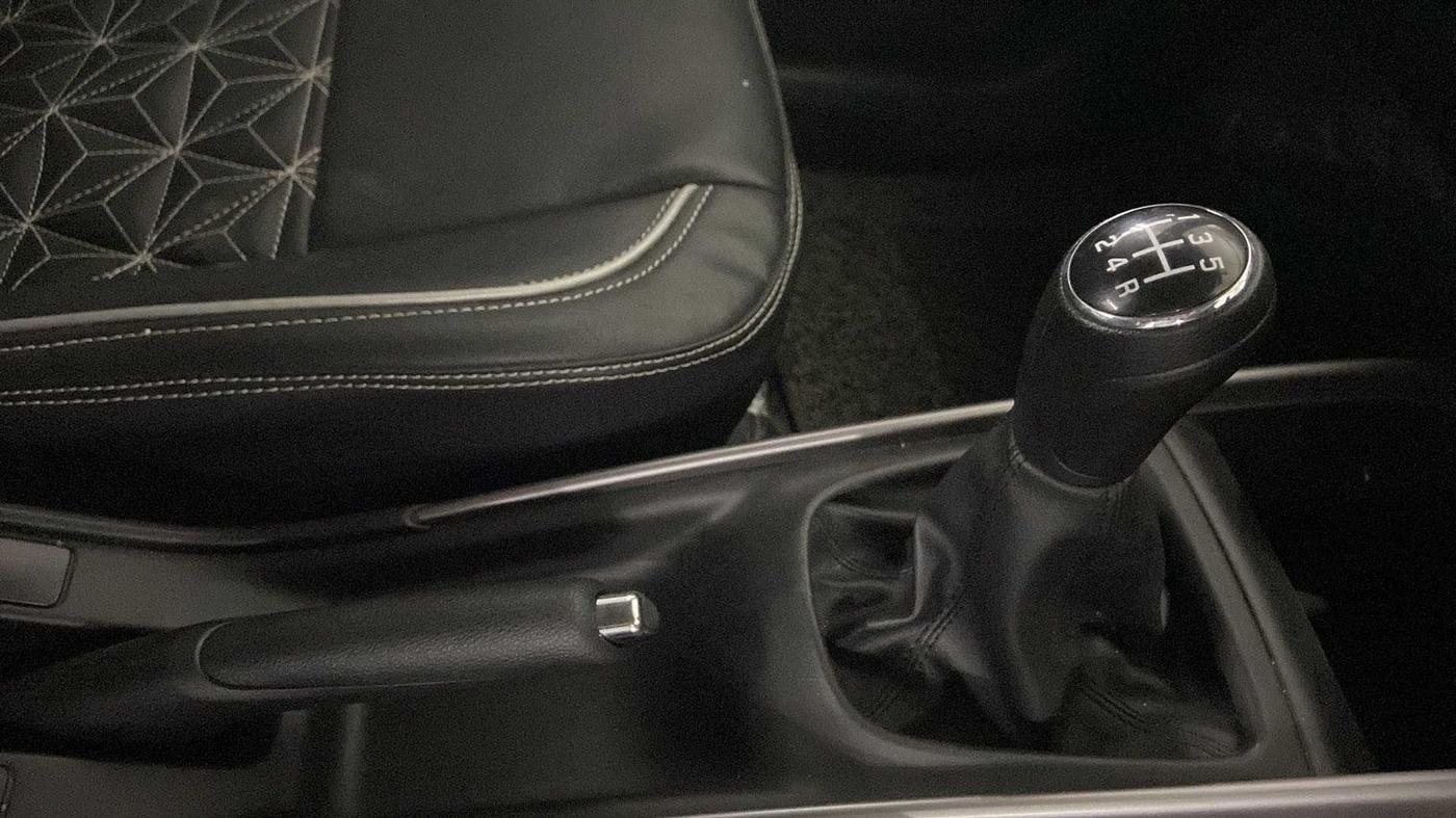 2021 Maruti Baleno DELTA PETROL 1.2, Petrol, Manual, 26,340 km, Gear Lever