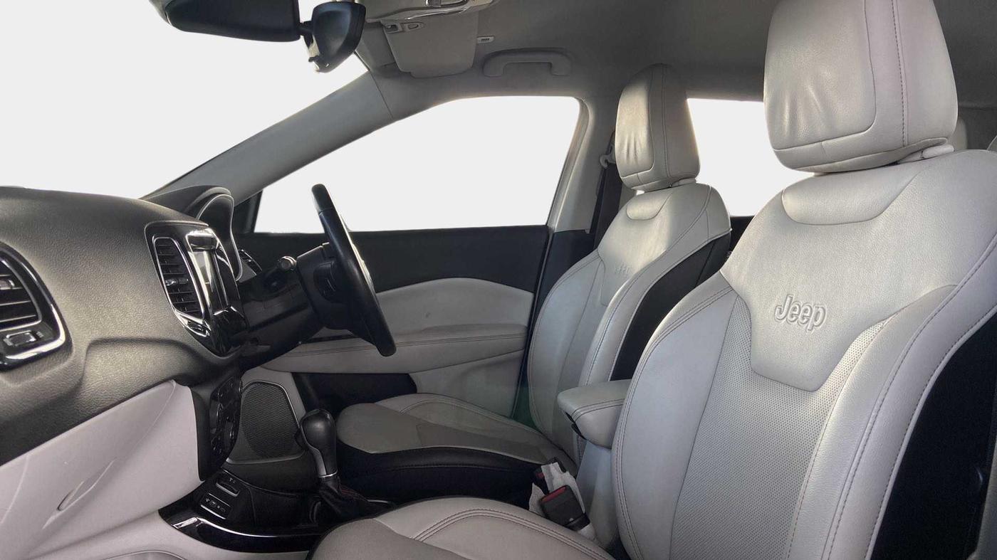 2018 Jeep Compass LIMITED 1.4 PETROL AT, Petrol, Automatic, 58,859 km, Right Side Front Door Cabin