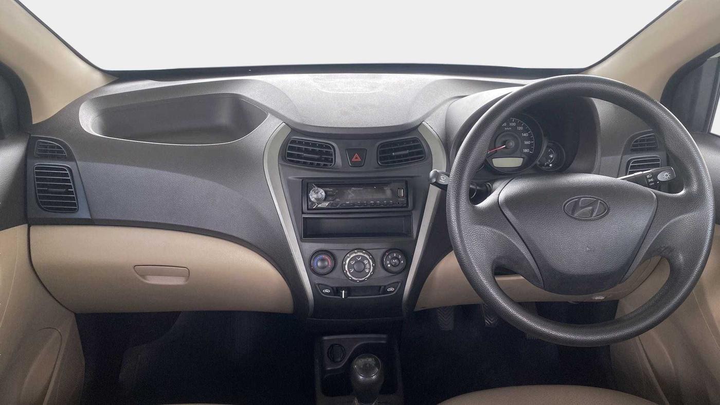 2017 Hyundai Eon ERA +, Petrol, Manual, 26,393 km, Dashboard