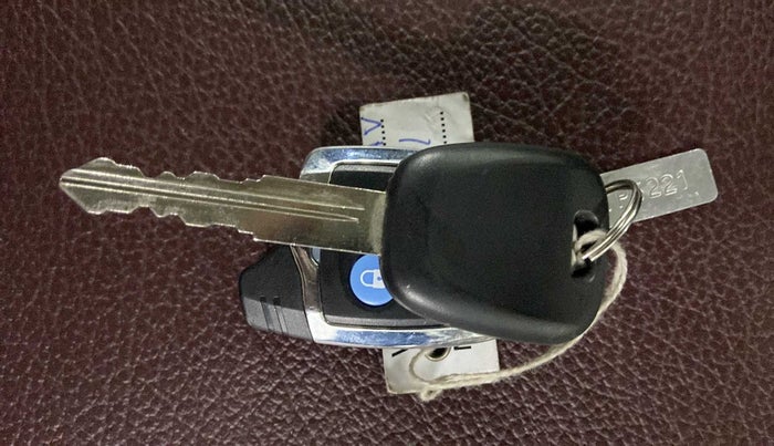 2020 Maruti IGNIS SIGMA 1.2, Petrol, Manual, 16,036 km, Key Close Up