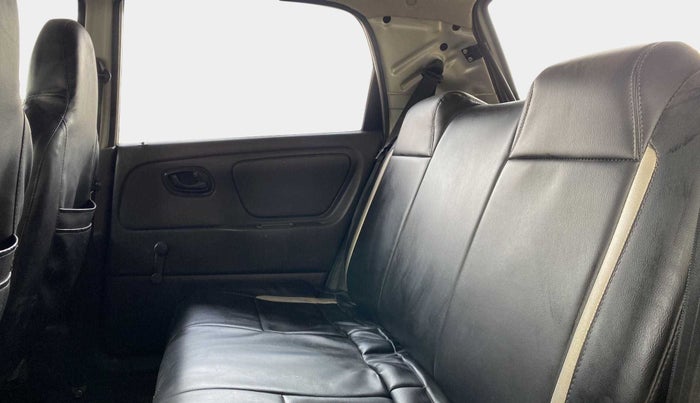 2010 Maruti Alto LXI, Petrol, Manual, 61,662 km, Right Side Rear Door Cabin