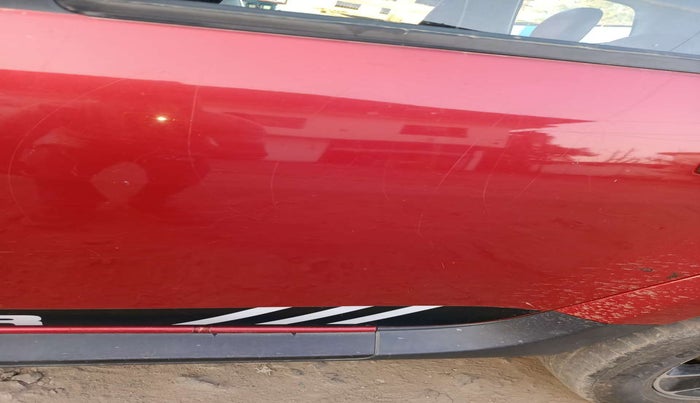 2018 Renault Duster RXS CVT, Petrol, Automatic, 43,966 km, Rear left door - Minor scratches