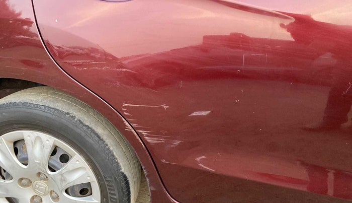 2014 Honda Amaze 1.2L I-VTEC S, Petrol, Manual, 79,352 km, Right rear door - Minor scratches