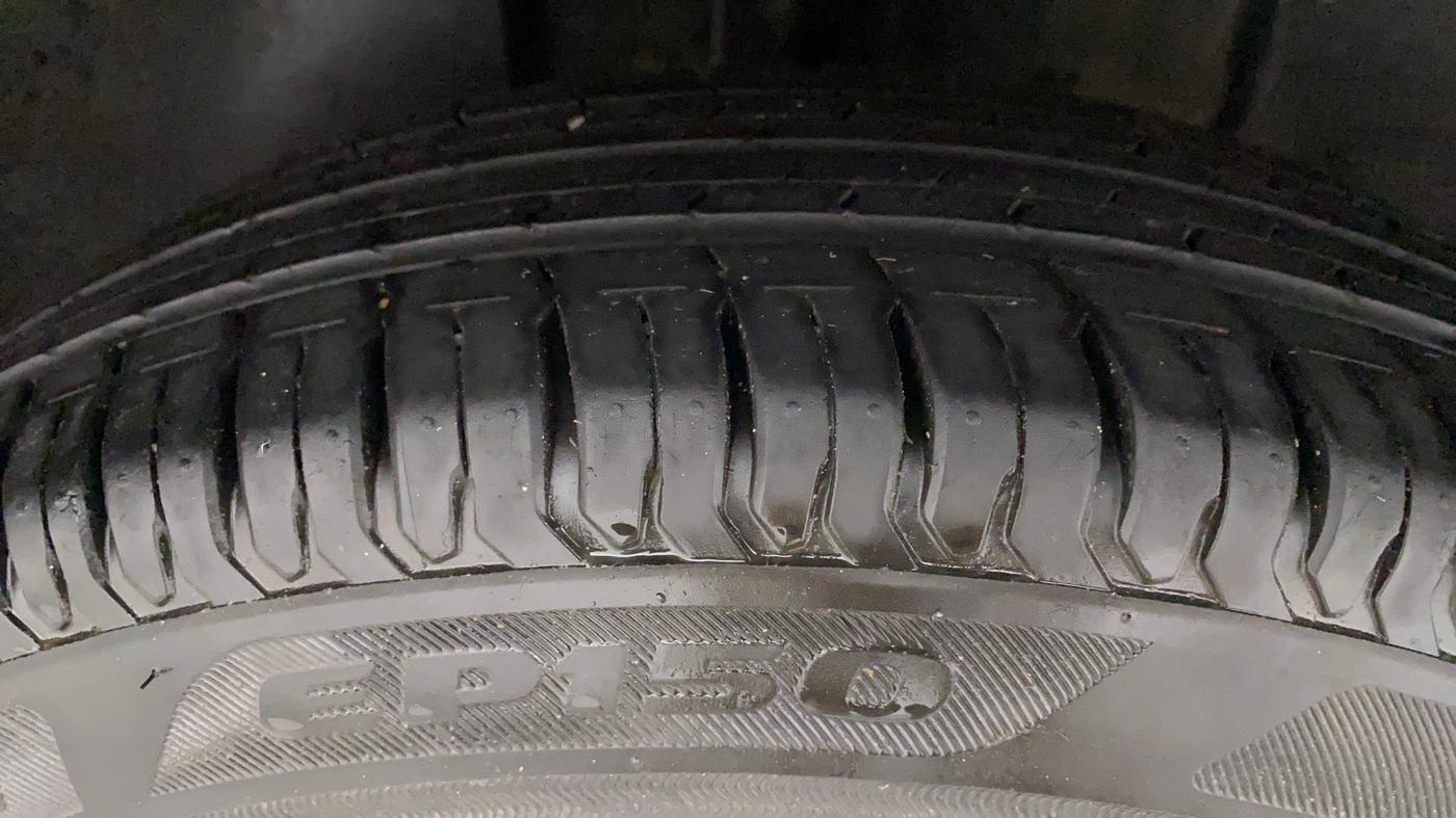 2020 Tata ALTROZ XM PETROL, Petrol, Manual, 30,010 km, Right Rear Tyre Tread