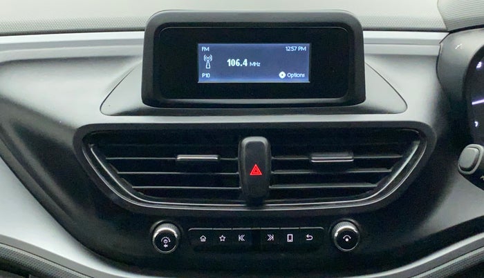 2020 Tata ALTROZ XM PETROL, Petrol, Manual, 30,010 km, Infotainment System