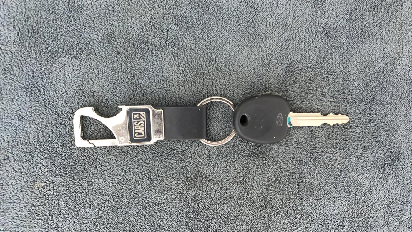 2019 Hyundai NEW SANTRO SPORTZ AMT, Petrol, Automatic, 17,234 km, Key Close Up
