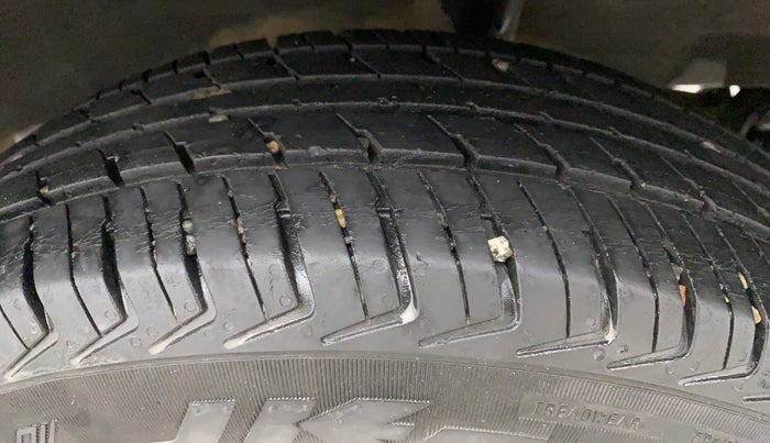 2018 Renault Kwid CLIMBER 1.0, Petrol, Manual, 47,599 km, Left Rear Tyre Tread