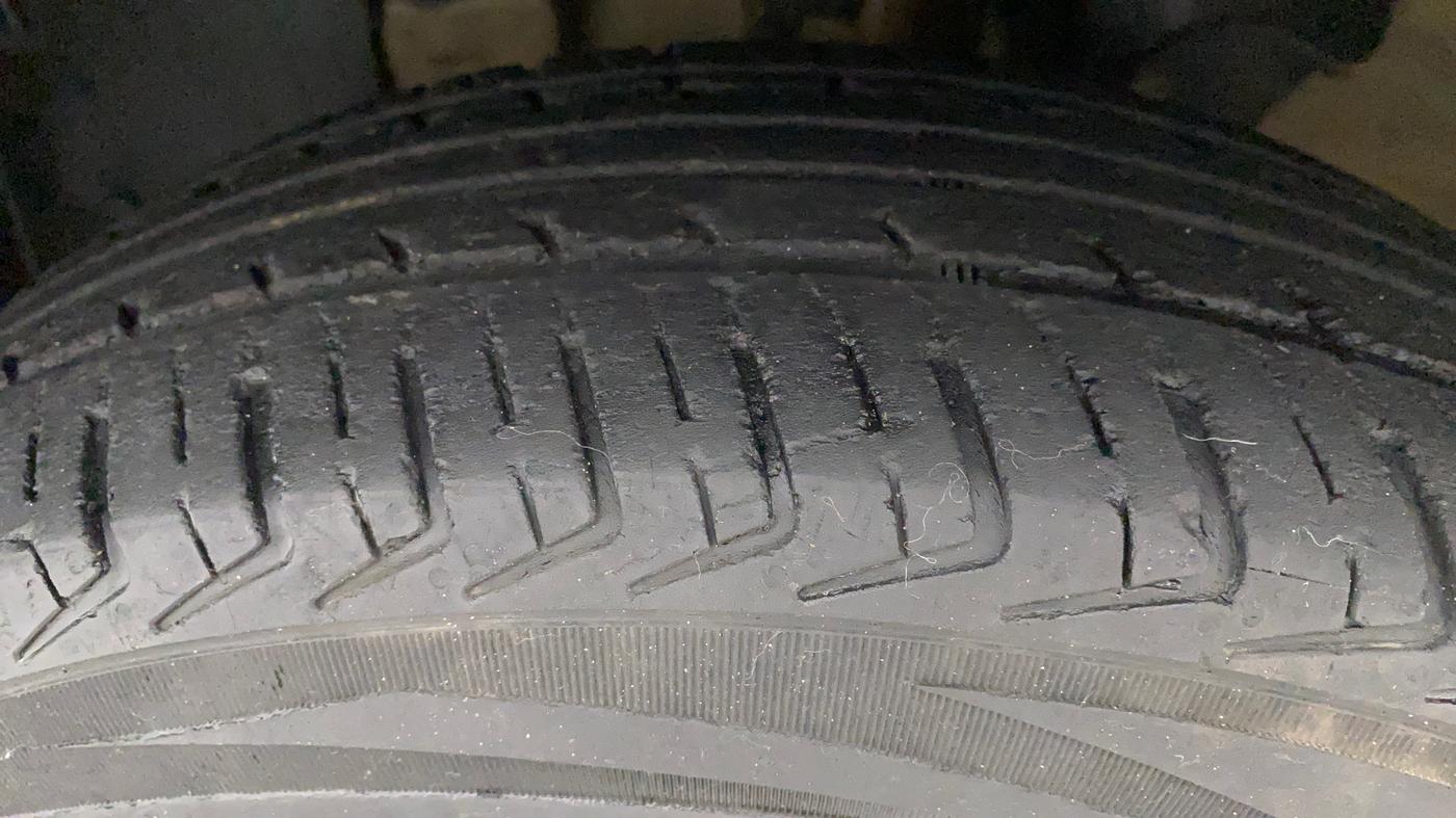 2018 Renault Kwid CLIMBER 1.0, Petrol, Manual, 47,599 km, Left Front Tyre Tread