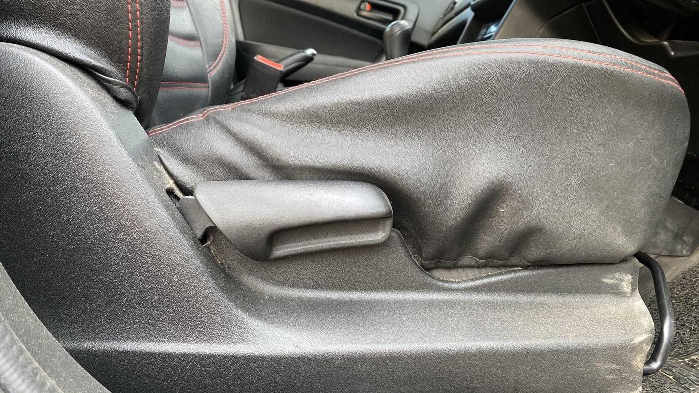 2021 Maruti Vitara Brezza VXI, Petrol, Manual, 55,657 km, Driver Side Adjustment Panel