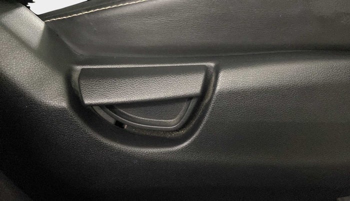 2020 Hyundai NEW SANTRO SPORTZ AMT, Petrol, Automatic, 9,632 km, Driver Side Adjustment Panel