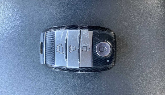 2021 KIA SELTOS HTK PLUS 1.5, Petrol, Manual, 19,097 km, Key Close Up