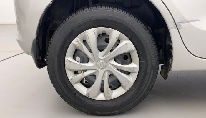 2021 Maruti Swift VXI, Petrol, Manual, 40,050 km, Right Rear Wheel