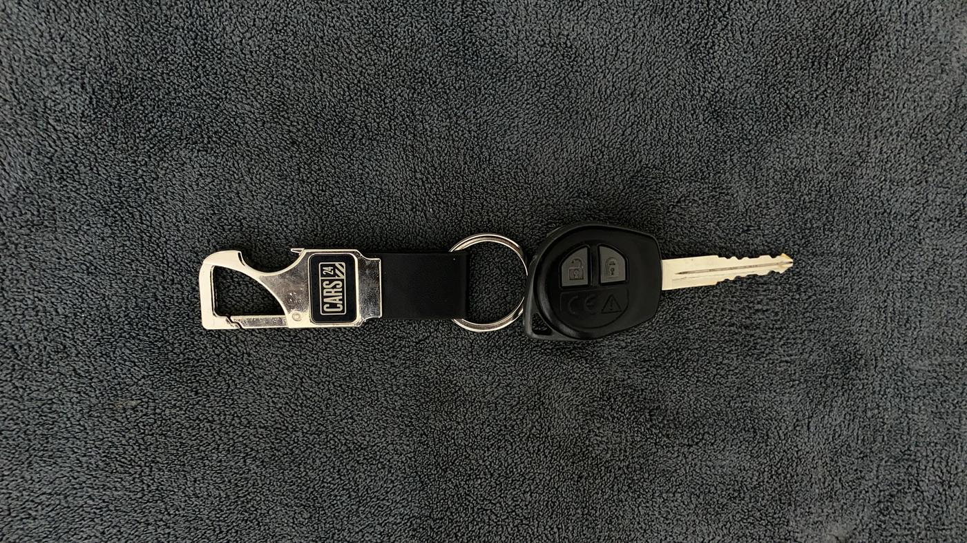 2021 Maruti Swift VXI, Petrol, Manual, 40,050 km, Key Close Up