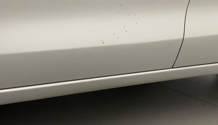 2021 Maruti Swift VXI, Petrol, Manual, 40,050 km, Left running board - Minor scratches