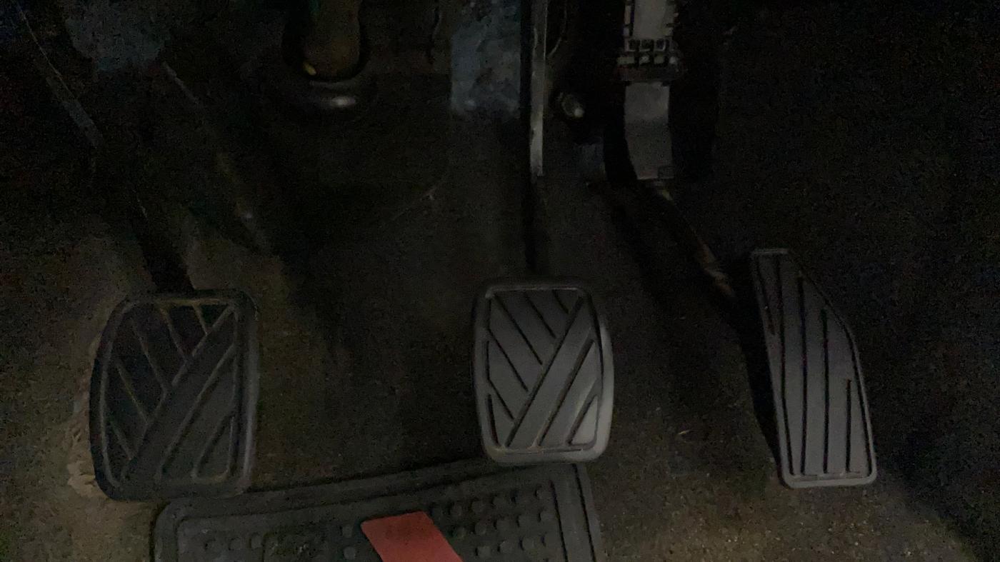 2021 Maruti Swift VXI, Petrol, Manual, 40,050 km, Pedals