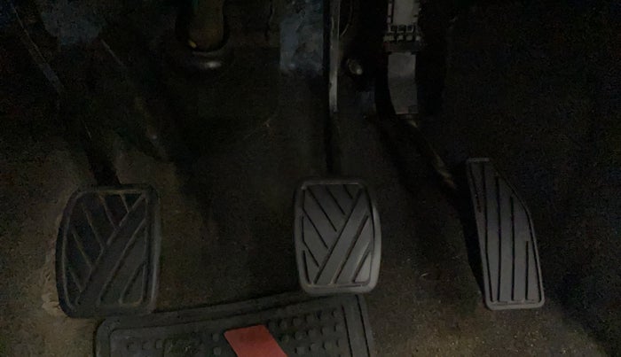 2021 Maruti Swift VXI, Petrol, Manual, 40,050 km, Pedals