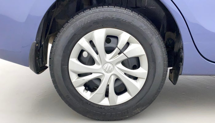 2017 Maruti Dzire VDI AMT, Diesel, Automatic, 1,00,695 km, Right Rear Wheel