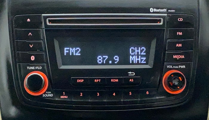 2017 Maruti Dzire VDI AMT, Diesel, Automatic, 1,00,695 km, Infotainment System