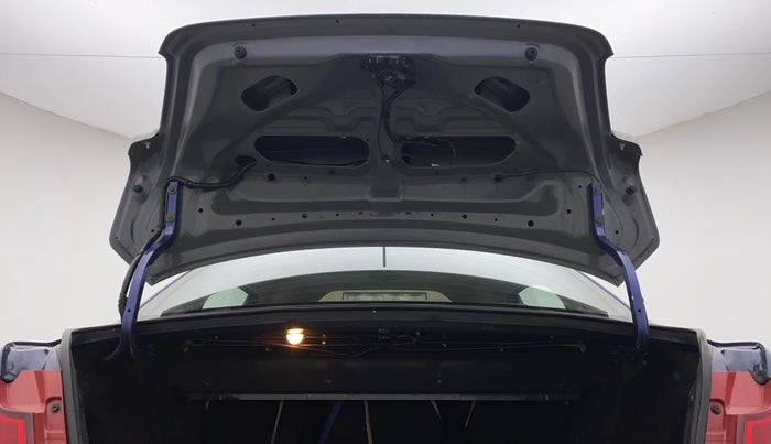2017 Maruti Dzire VDI AMT, Diesel, Automatic, 1,00,695 km, Boot Door Open