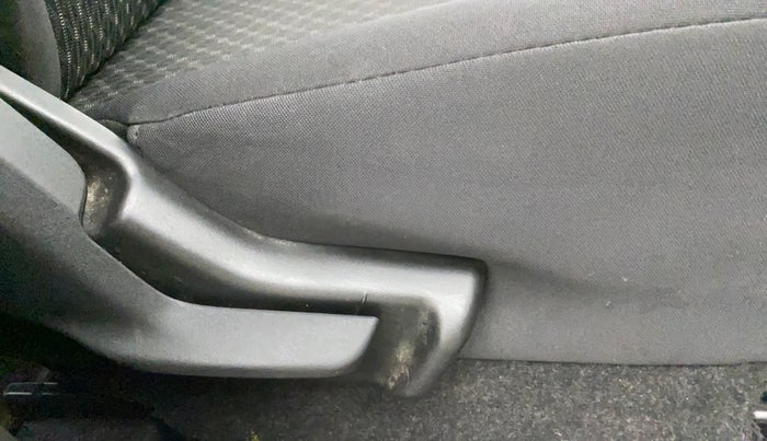 2022 Maruti Celerio VXI, Petrol, Manual, 8,191 km, Driver Side Adjustment Panel