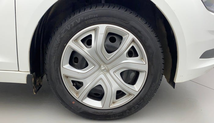 2022 Tata ALTROZ XT PETROL, Petrol, Manual, 7,684 km, Right Front Wheel