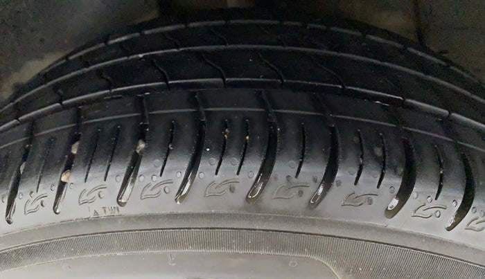 2022 Tata ALTROZ XT PETROL, Petrol, Manual, 7,684 km, Right Rear Tyre Tread