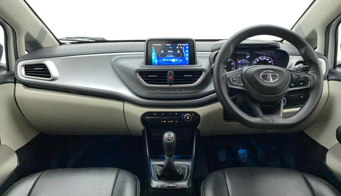 2022 Tata ALTROZ XT PETROL, Petrol, Manual, 7,684 km, Dashboard