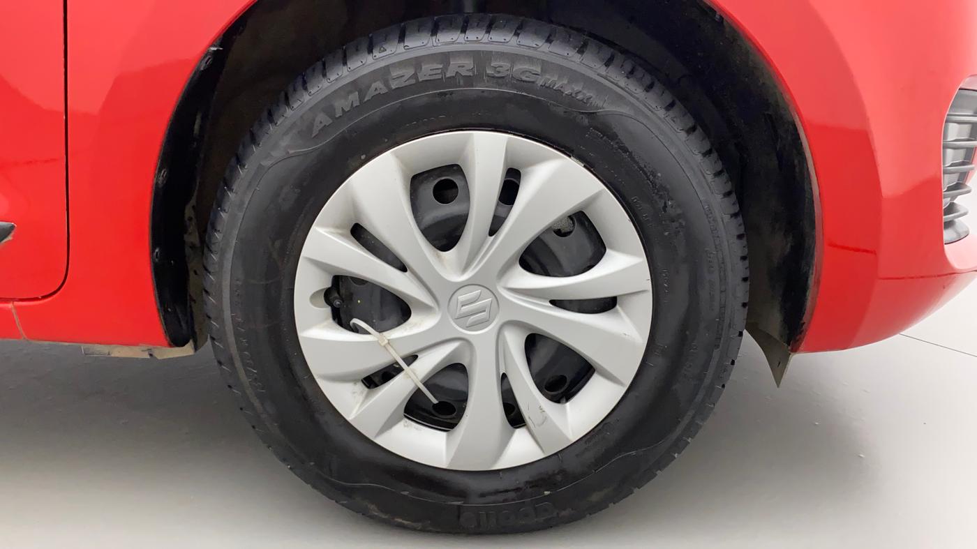 2023 Maruti Swift VXI, Petrol, Manual, 8,041 km, Right Front Wheel