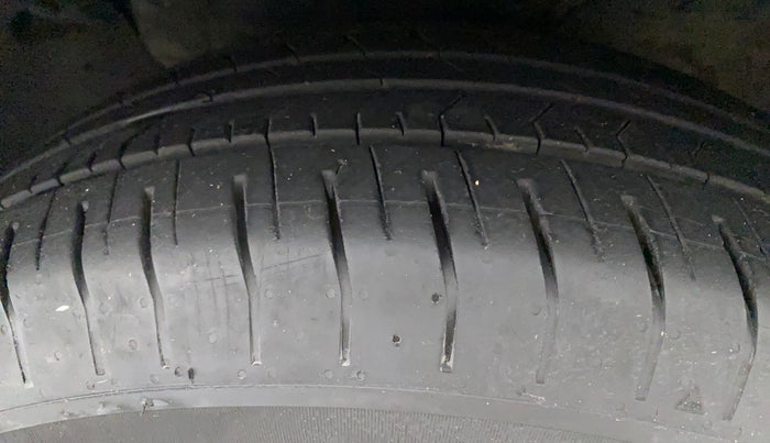 2016 Hyundai Creta S 1.6 PETROL, Petrol, Manual, 78,620 km, Left Front Tyre Tread
