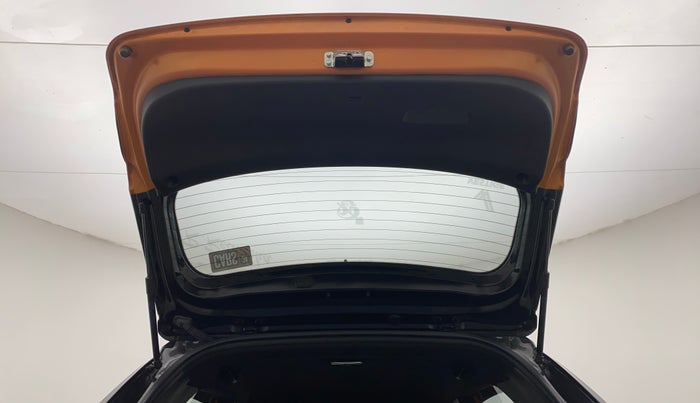 2019 Hyundai Elite i20 SPORTZ PLUS 1.2 DUAL TONE, Petrol, Manual, 24,441 km, Boot Door Open