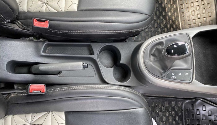 2020 Hyundai GRAND I10 NIOS SPORTZ AMT 1.2 KAPPA VTVT, Petrol, Automatic, 48,933 km, Gear Lever