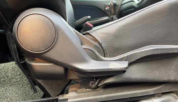 2019 Toyota Glanza V, Petrol, Manual, 31,046 km, Driver Side Adjustment Panel
