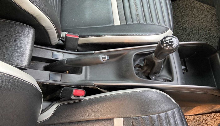 2019 Toyota Glanza V, Petrol, Manual, 31,046 km, Gear Lever