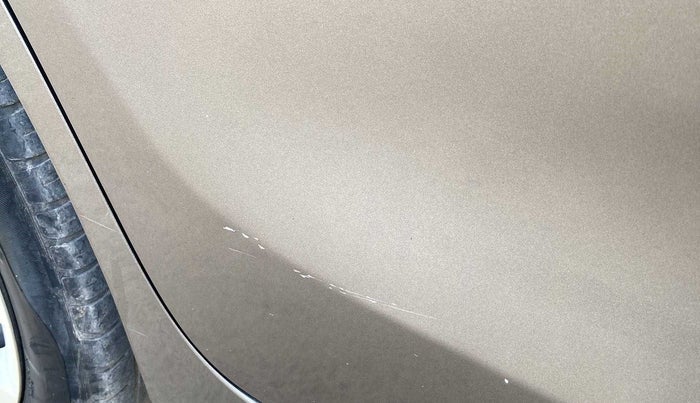 2018 Maruti Swift VXI, Petrol, Manual, 98,576 km, Right rear door - Slightly dented