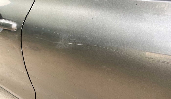 2018 Maruti Swift VXI, Petrol, Manual, 98,576 km, Rear left door - Minor scratches
