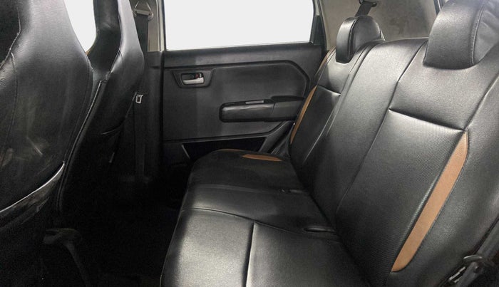 2022 Maruti New Wagon-R VXI CNG 1.0, CNG, Manual, 40,353 km, Right Side Rear Door Cabin