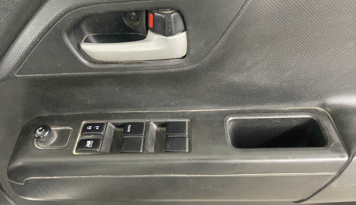2022 Maruti New Wagon-R VXI CNG 1.0, CNG, Manual, 40,353 km, Driver Side Door Panels Control
