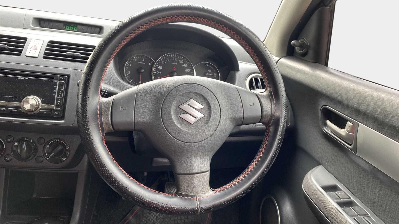 2011 Maruti Swift VDI, Diesel, Manual, 1,00,170 km, Steering Wheel Close Up