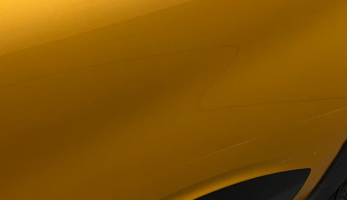 2022 Renault TRIBER RXT, Petrol, Manual, 27,330 km, Rear left door - Minor scratches