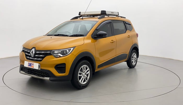 2022 Renault TRIBER RXT, Petrol, Manual, 27,330 km, Left Front Diagonal