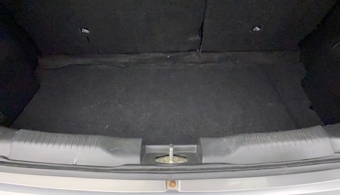 2018 Maruti IGNIS ZETA 1.2 AMT, Petrol, Automatic, 32,868 km, Boot Inside